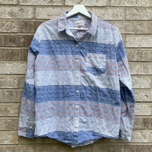 Universal Thread Button Down - Picture 4 of 9